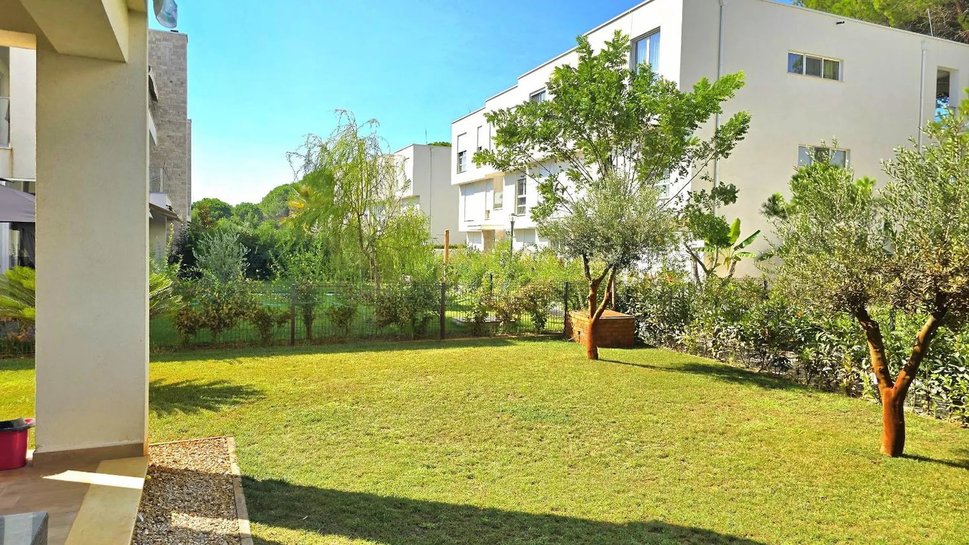 San Pietro Garden Apartment - 299 Δυρράχιο