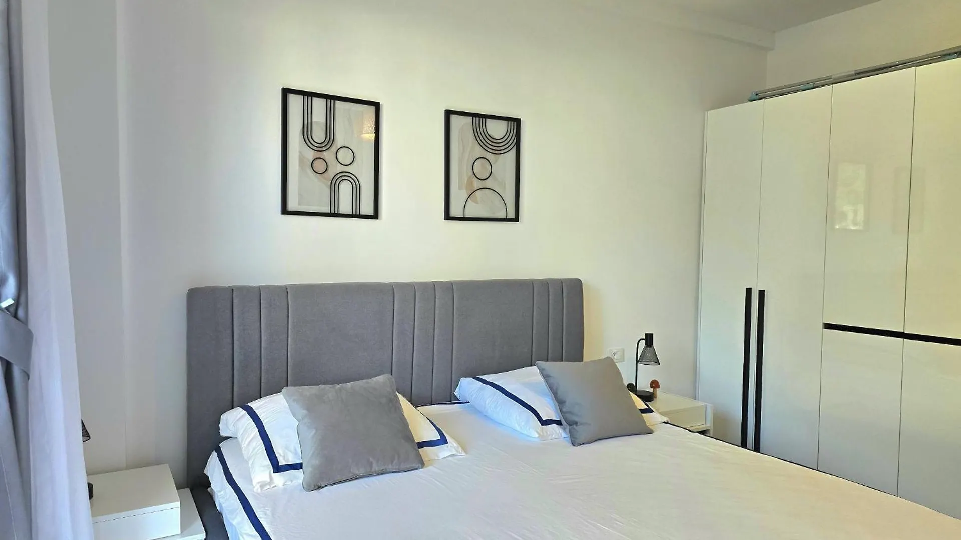 San Pietro Garden Apartment - 299 Δυρράχιο 0*,